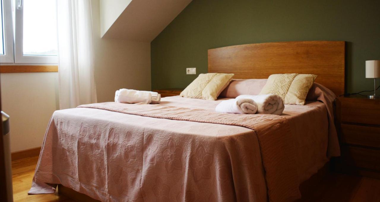 Apartamentos Gallaecia Val do Dubra Esterno foto
